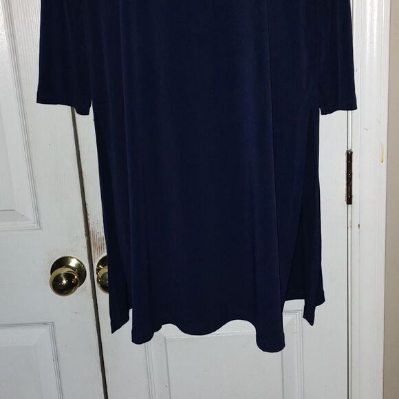 Susan Graver  Everyday  Navy 3/4 length sleeve tunic with slit Sz M - Picture 2 of 6